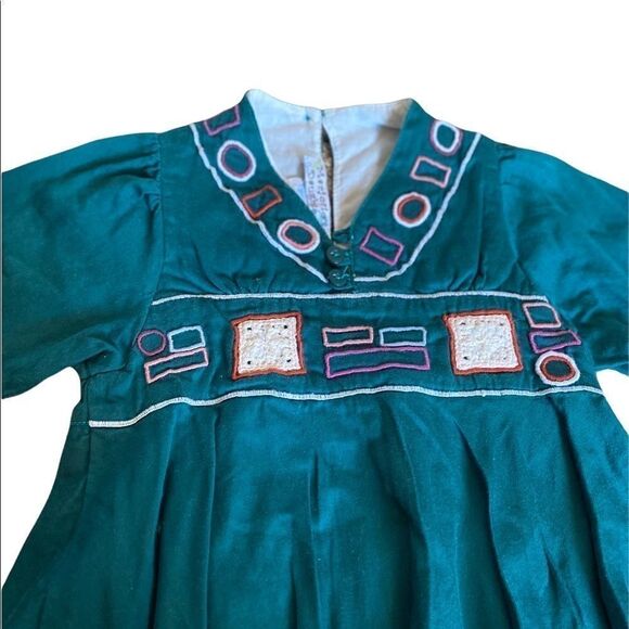 Marjories Daughter Embroidered Bubble Hem Dress 18 Months - Picture 2 of 4